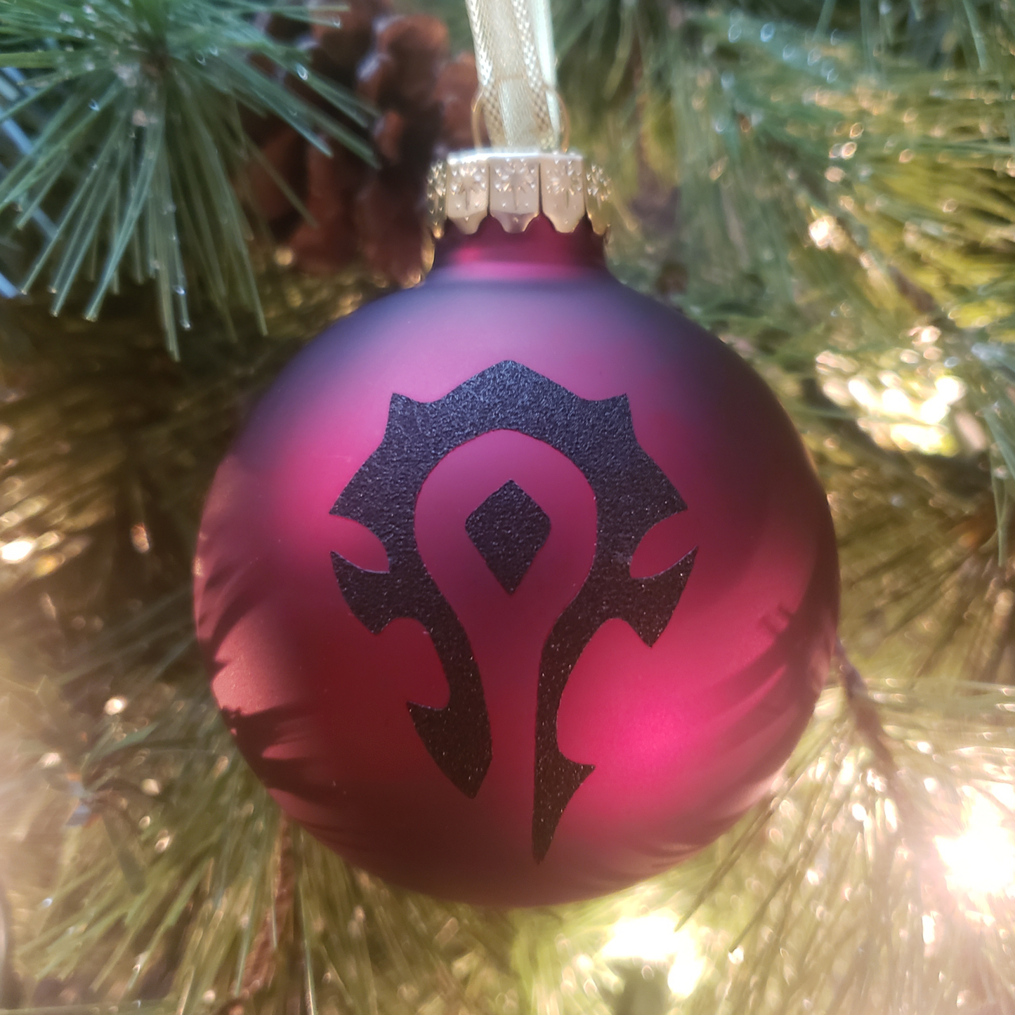 Horde / Alliance Glass Christmas Ornament